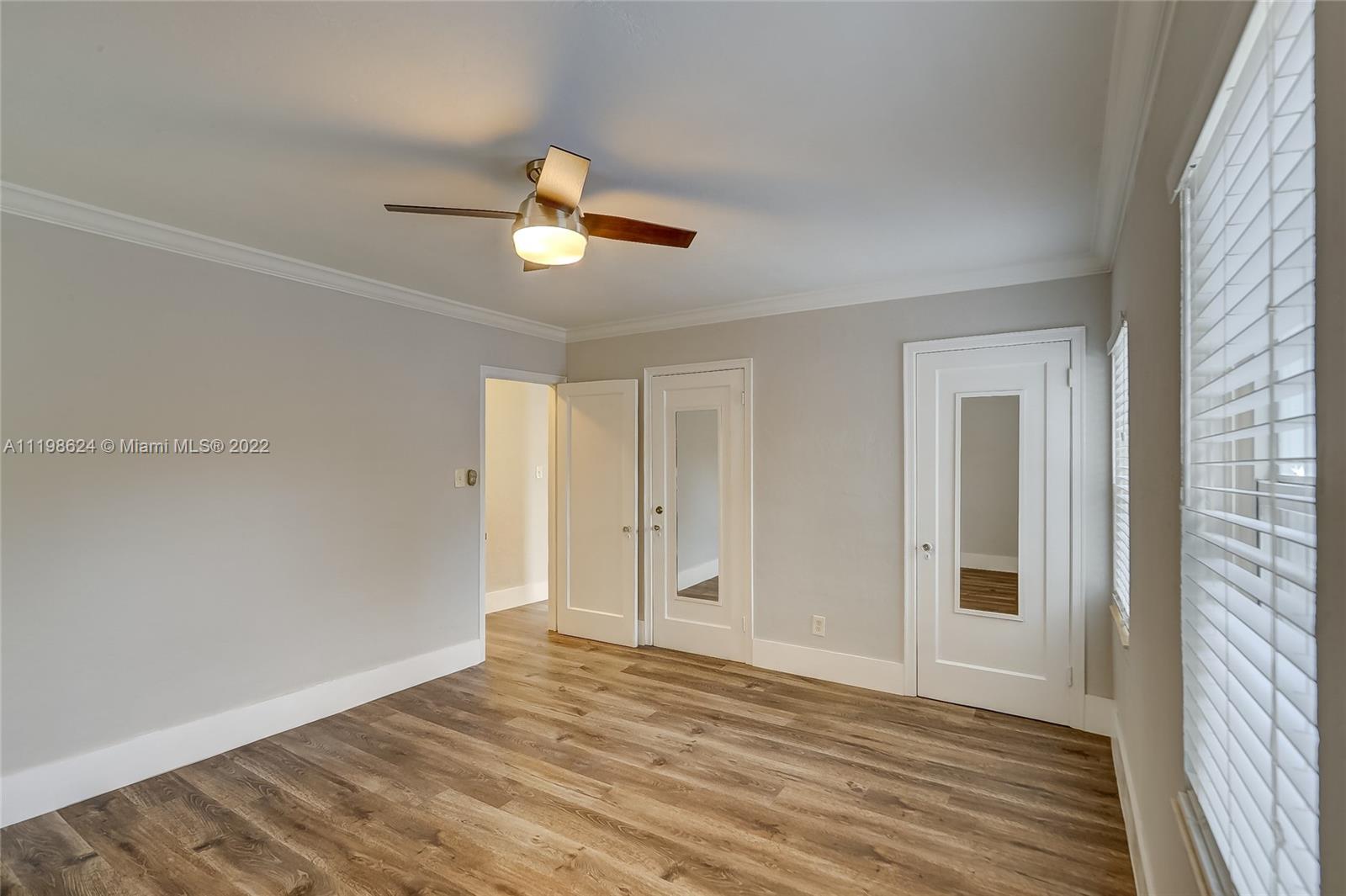 1633 NE 4th Pl Unit: 1