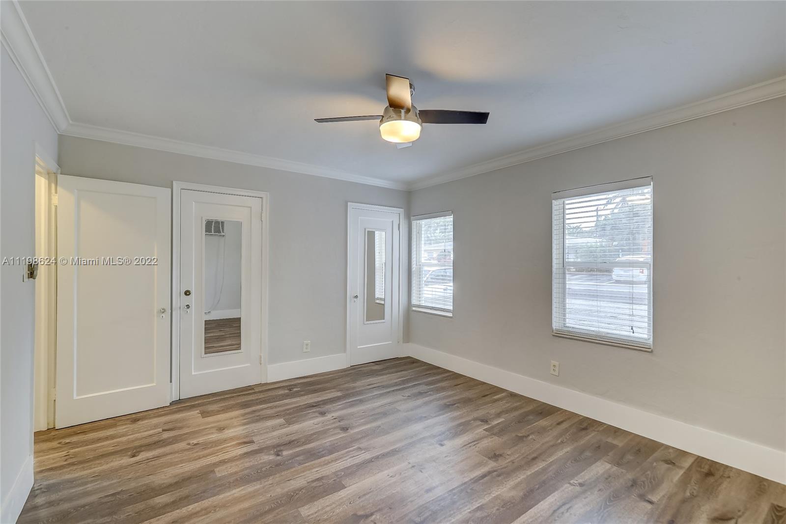 1633 NE 4th Pl Unit: 1
