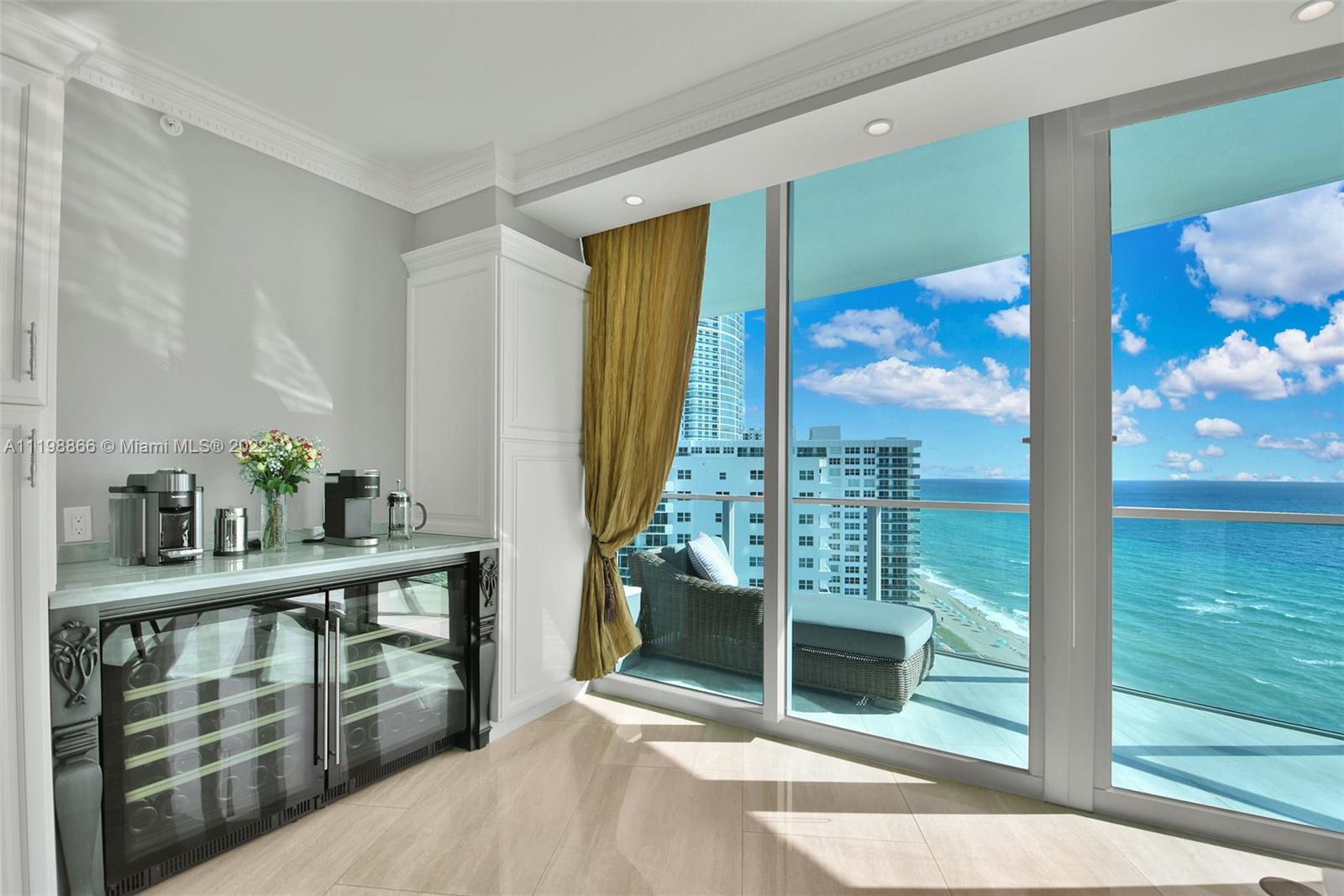 3101 S Ocean Dr Unit: 1508