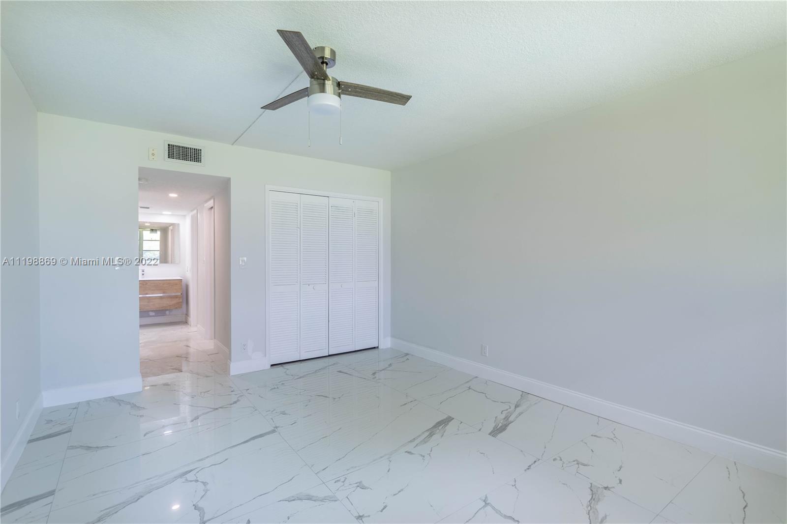 901 Cypress Grove Dr Unit: 205