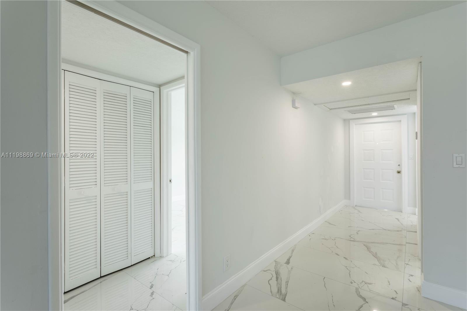 901 Cypress Grove Dr Unit: 205
