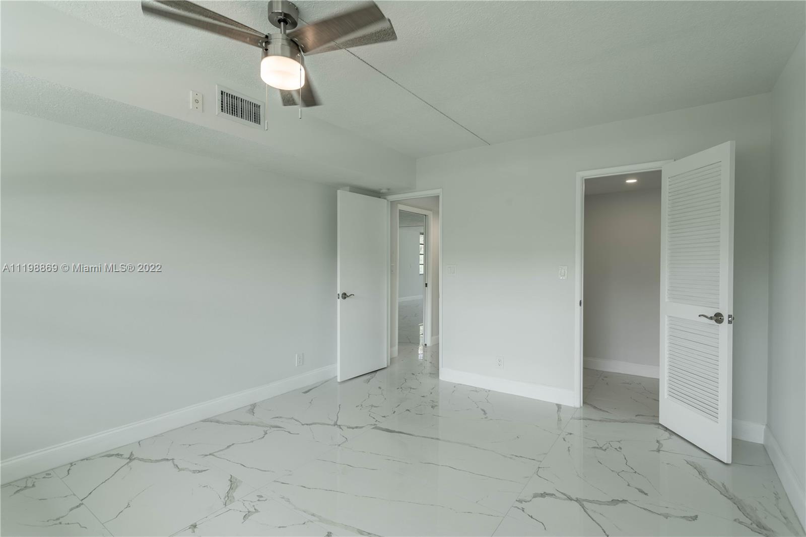901 Cypress Grove Dr Unit: 205