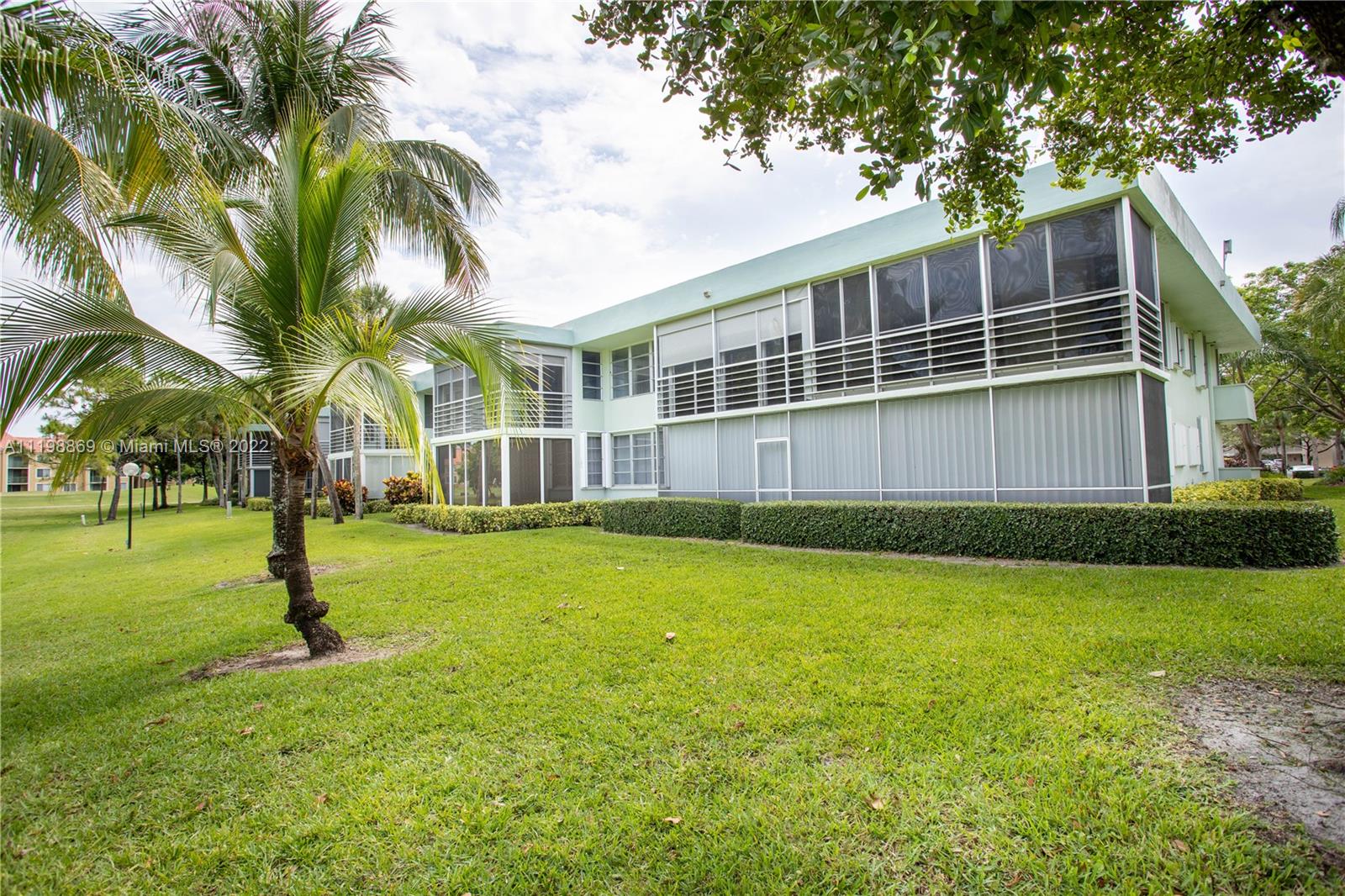 901 Cypress Grove Dr Unit: 205