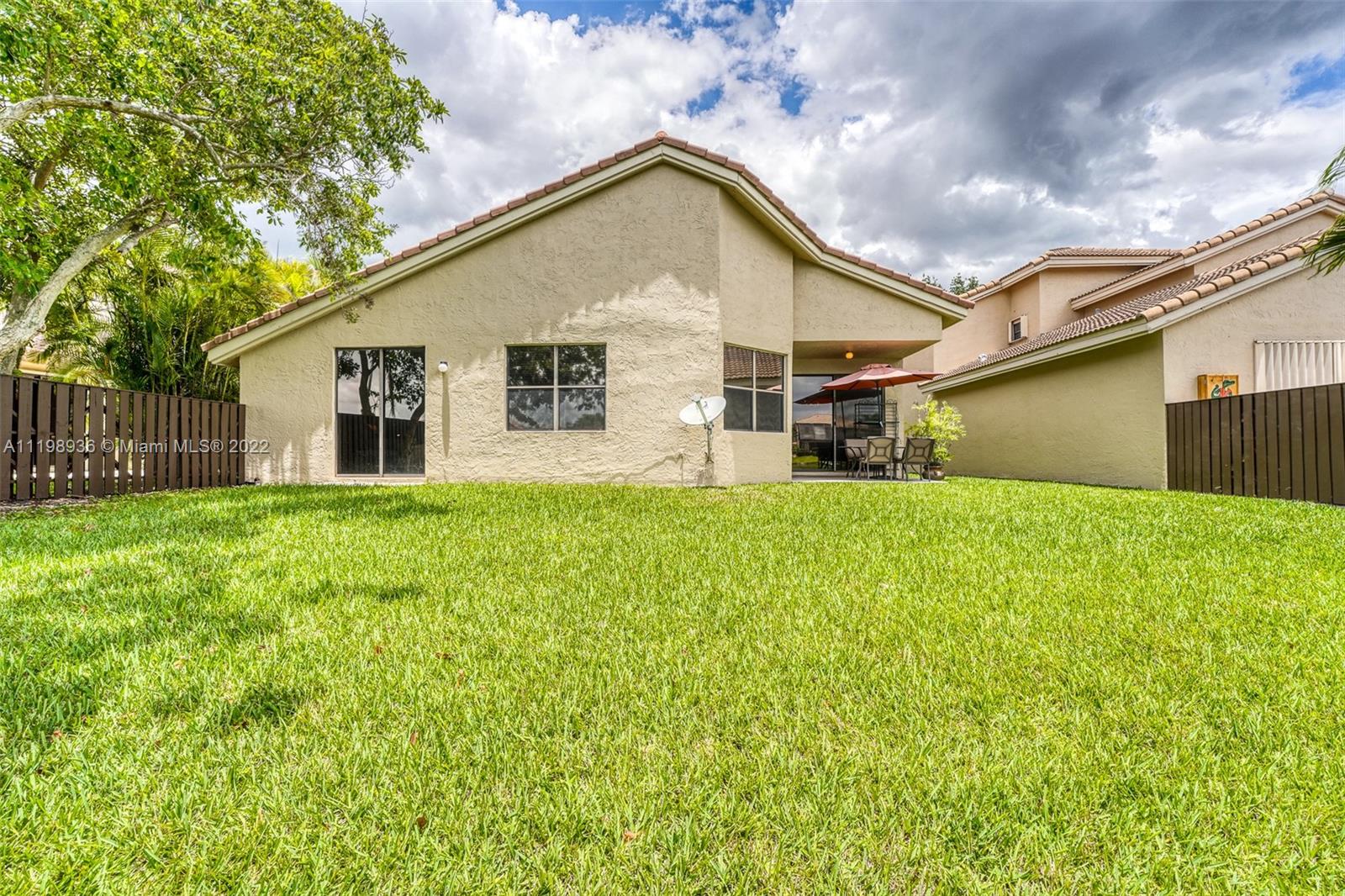 10370 NW 14th St