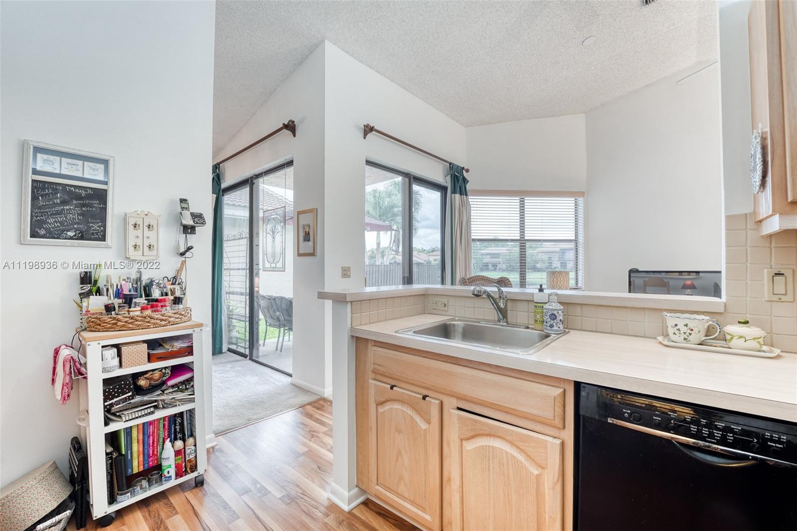 10370 NW 14th St