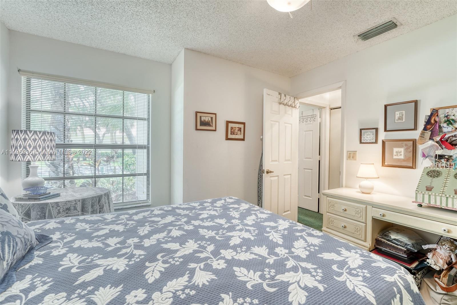 10370 NW 14th St