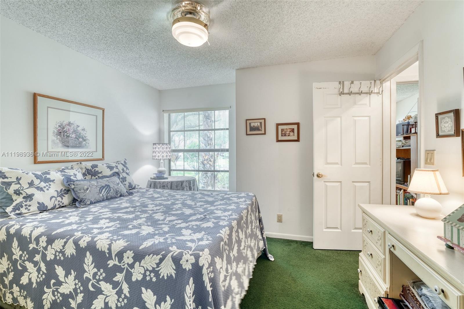 10370 NW 14th St