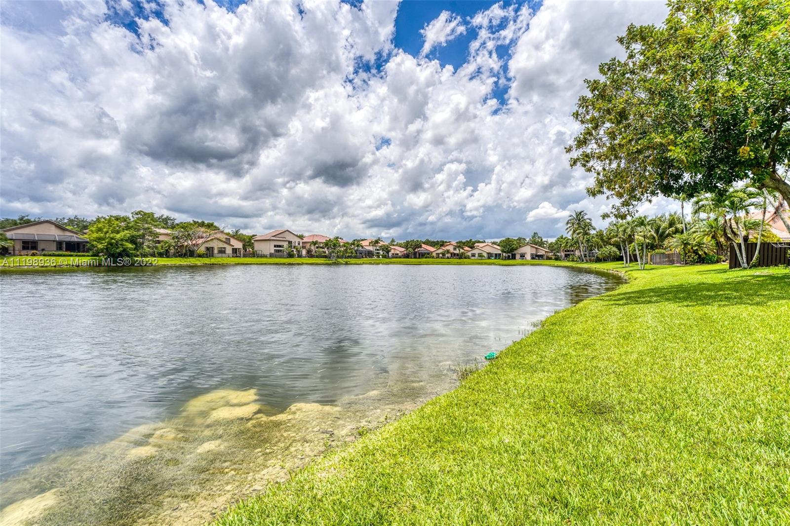 10370 NW 14th St