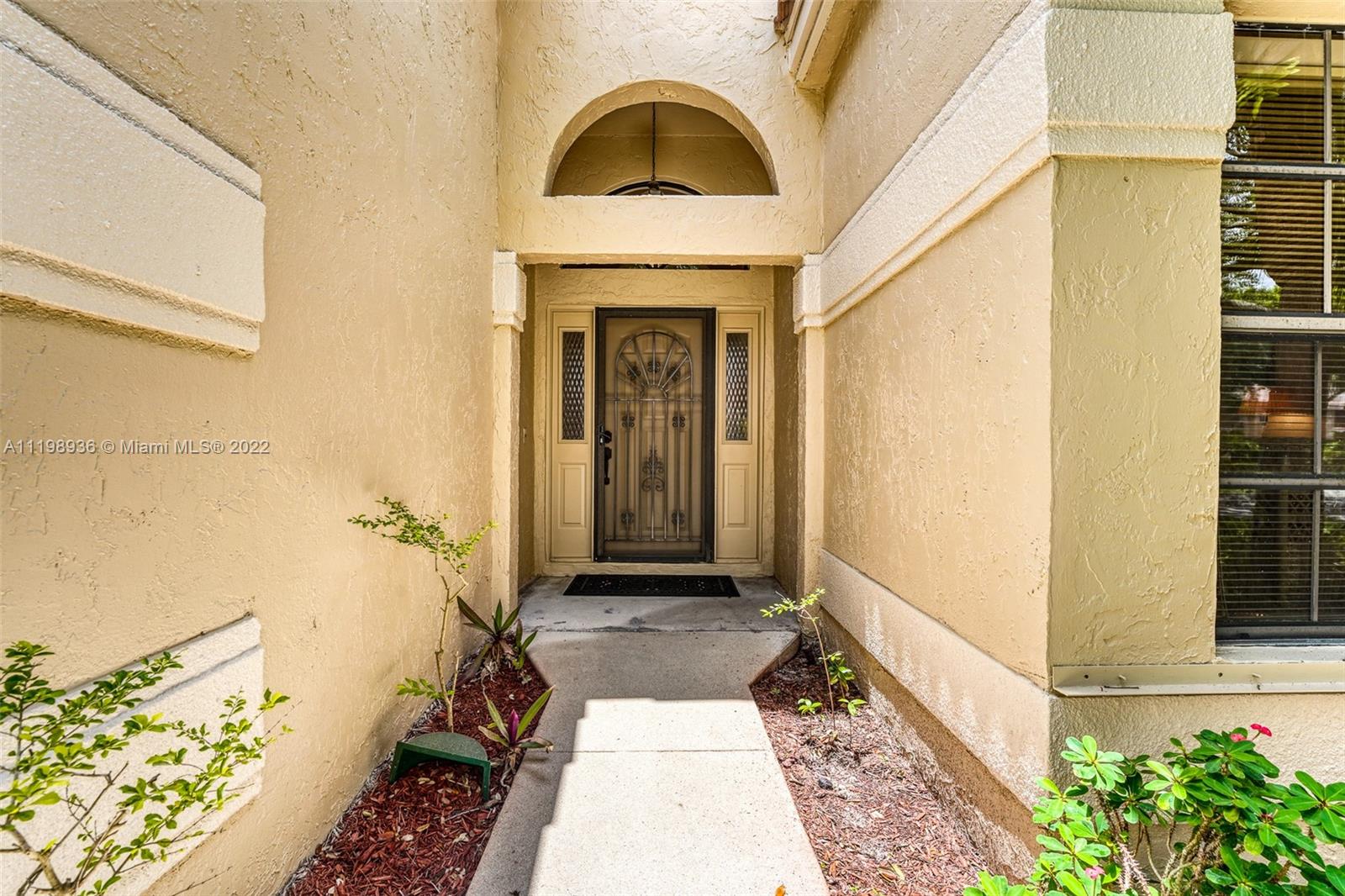 10370 NW 14th St