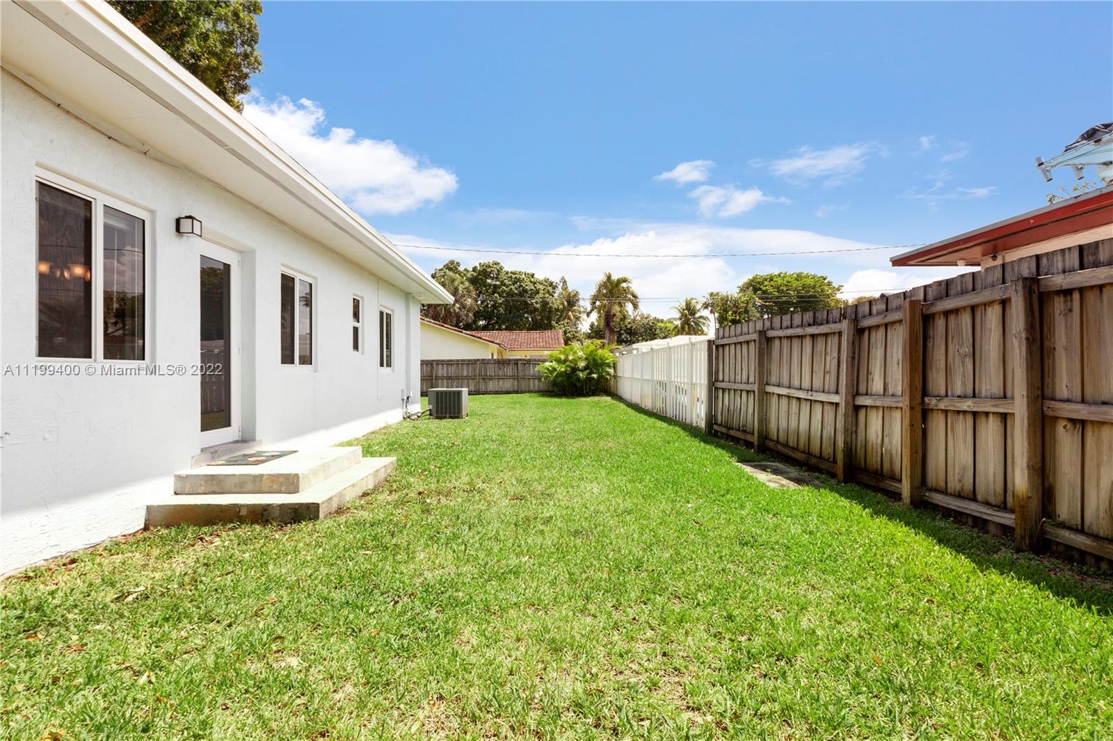 1223 SW 15th Ave