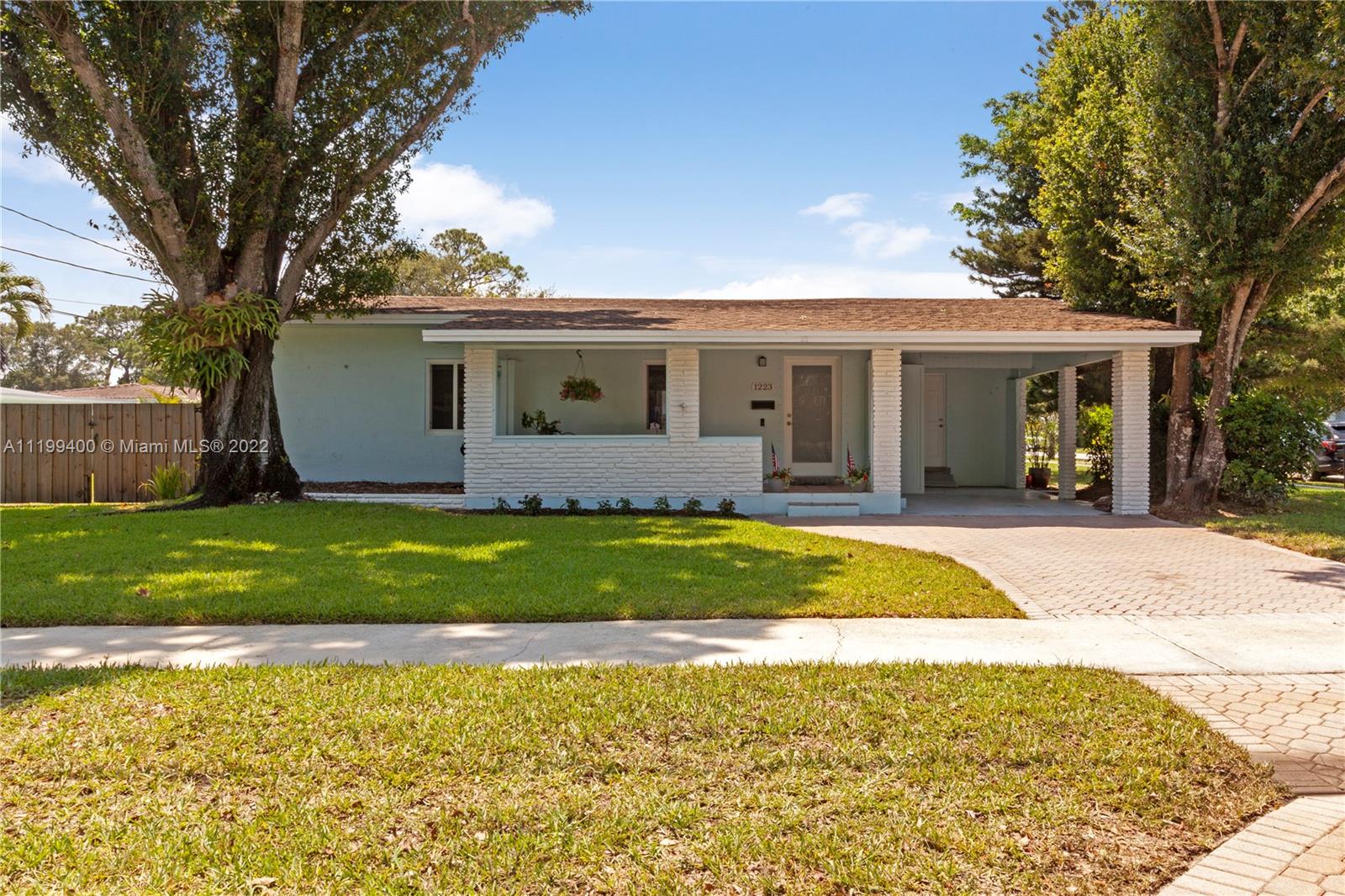 1223 SW 15th Ave