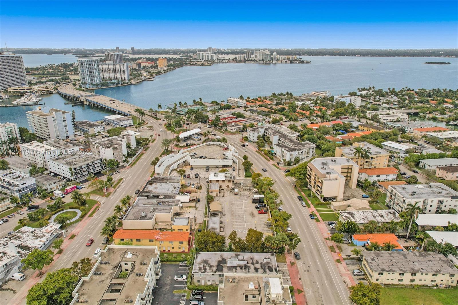 1936 NORMANDY DRIVE Unit: 1-10