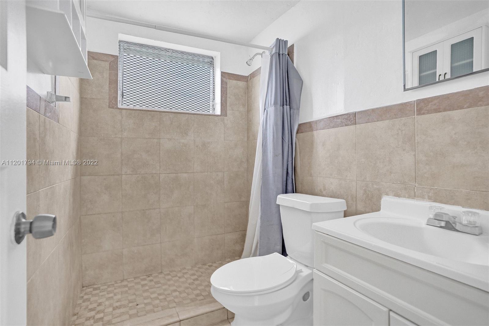 1936 NORMANDY DRIVE Unit: 1-10
