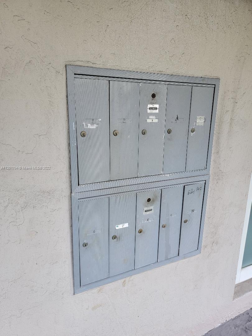 1936 NORMANDY DRIVE Unit: 1-10