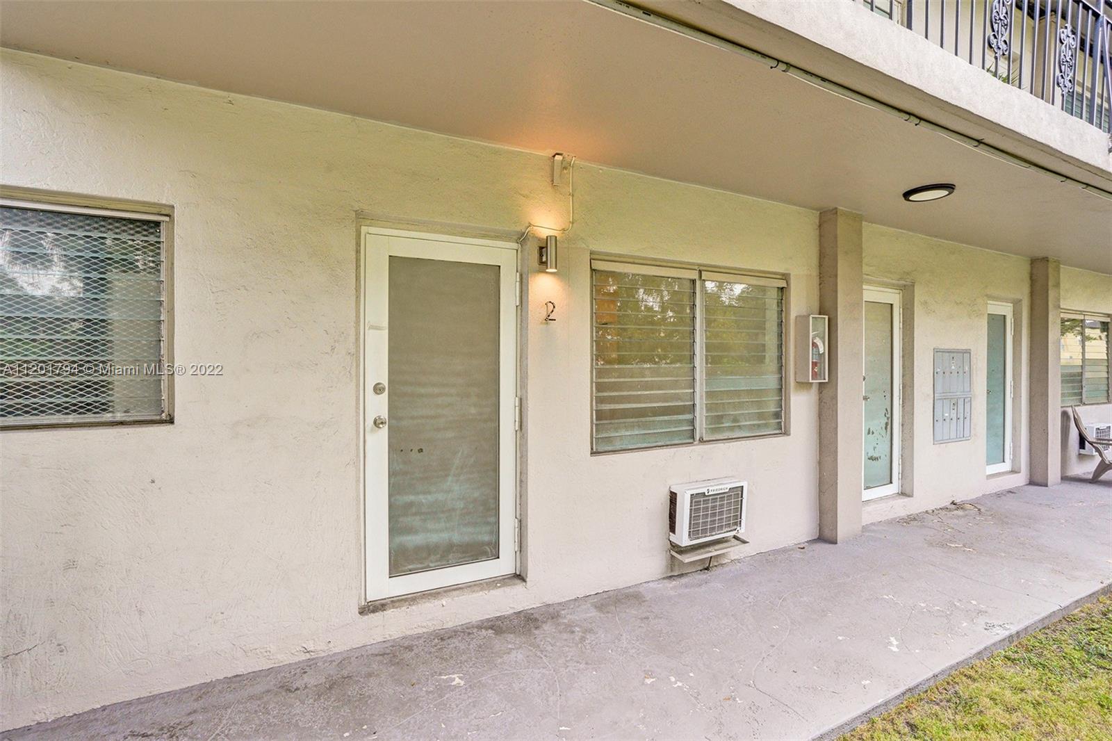 1936 NORMANDY DRIVE Unit: 1-10