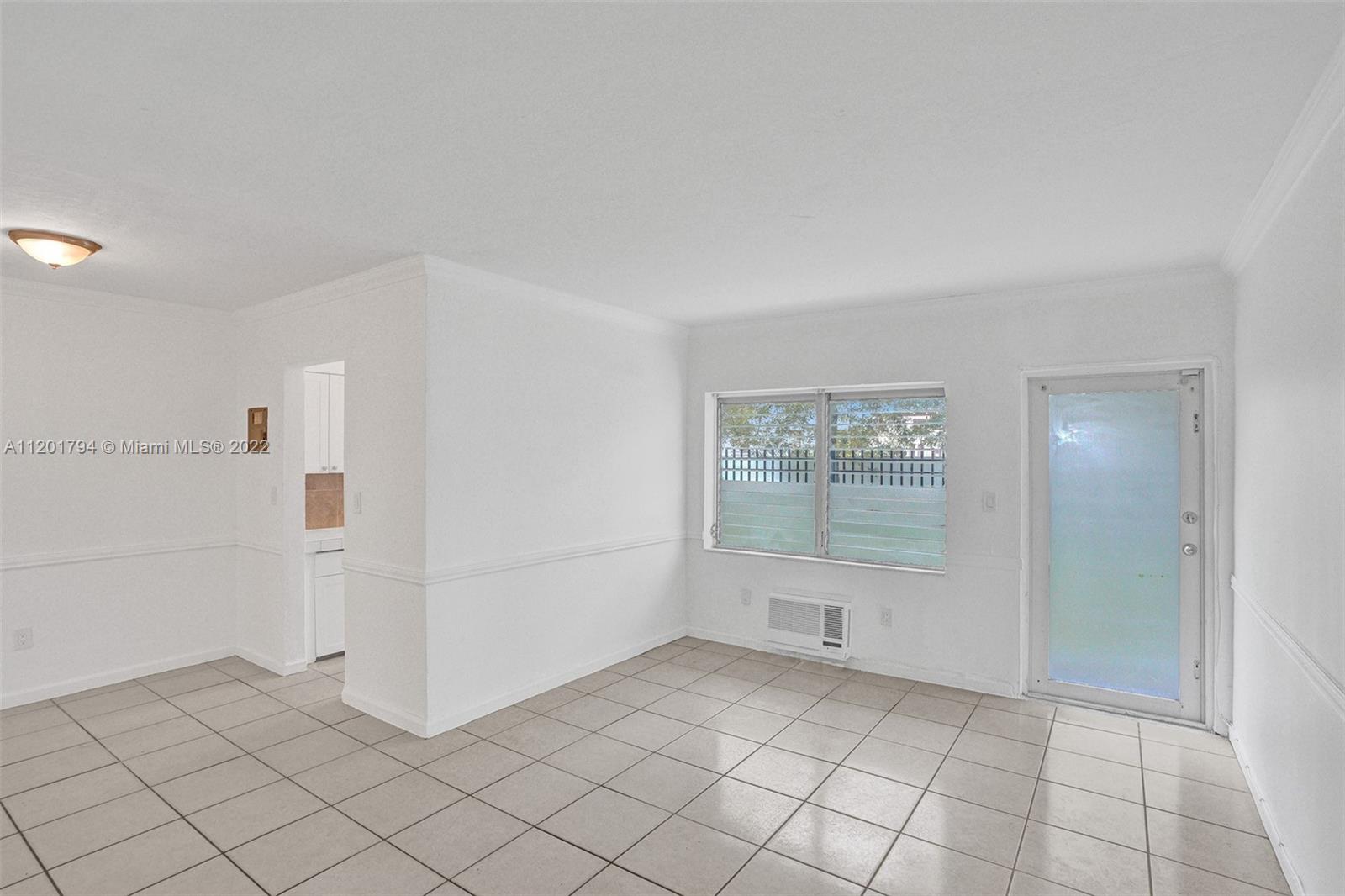 1936 NORMANDY DRIVE Unit: 1-10