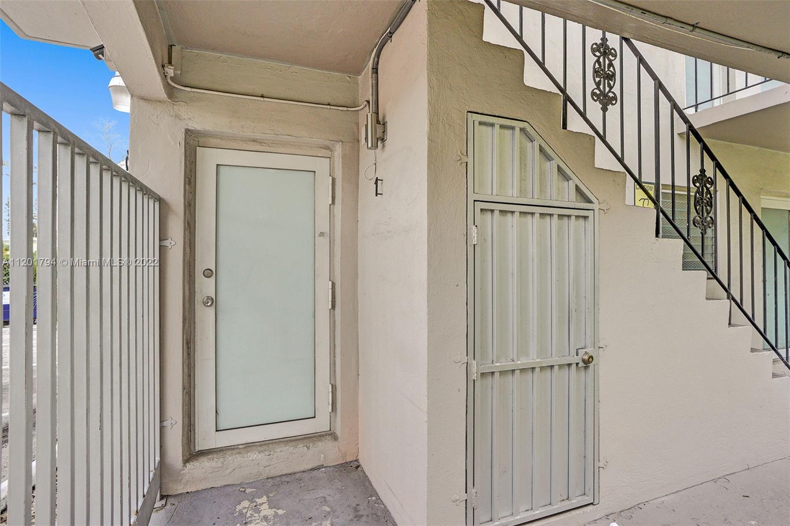 1936 NORMANDY DRIVE Unit: 1-10