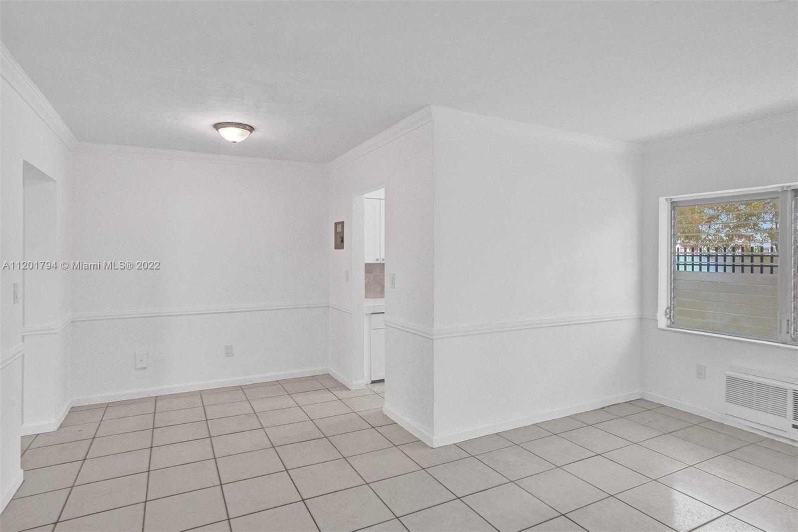 1936 NORMANDY DRIVE Unit: 1-10