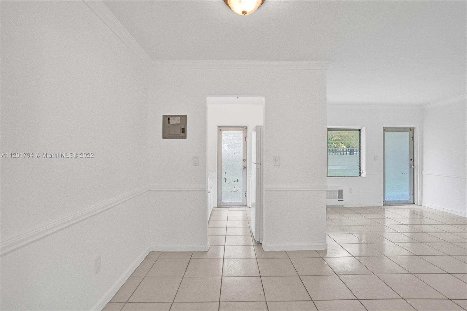 1936 NORMANDY DRIVE Unit: 1-10