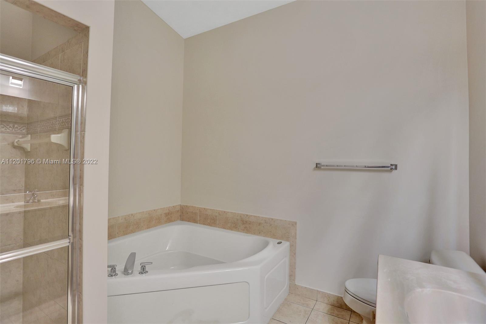 274 Coral Trace Ln Unit: 274