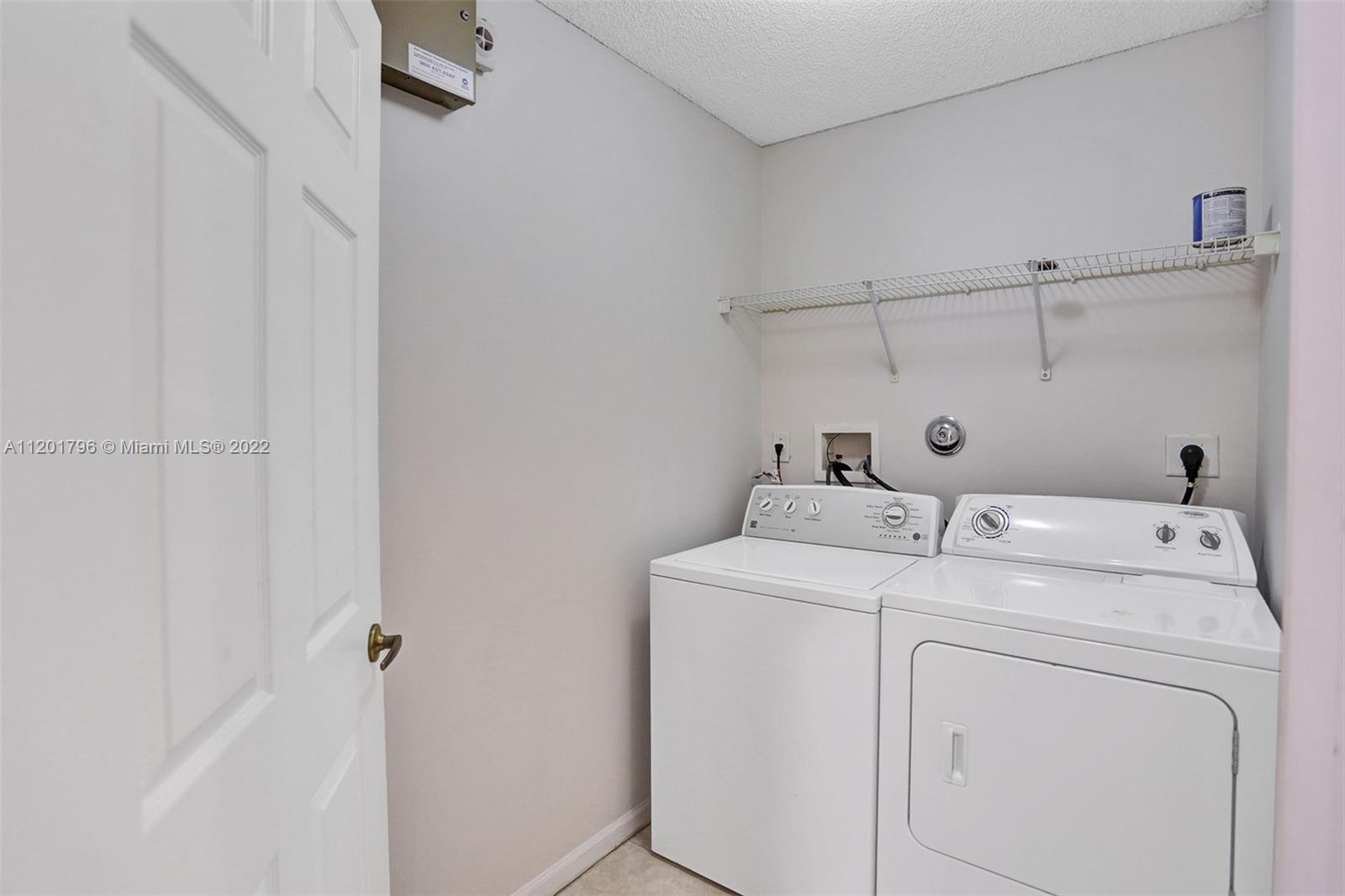 274 Coral Trace Ln Unit: 274