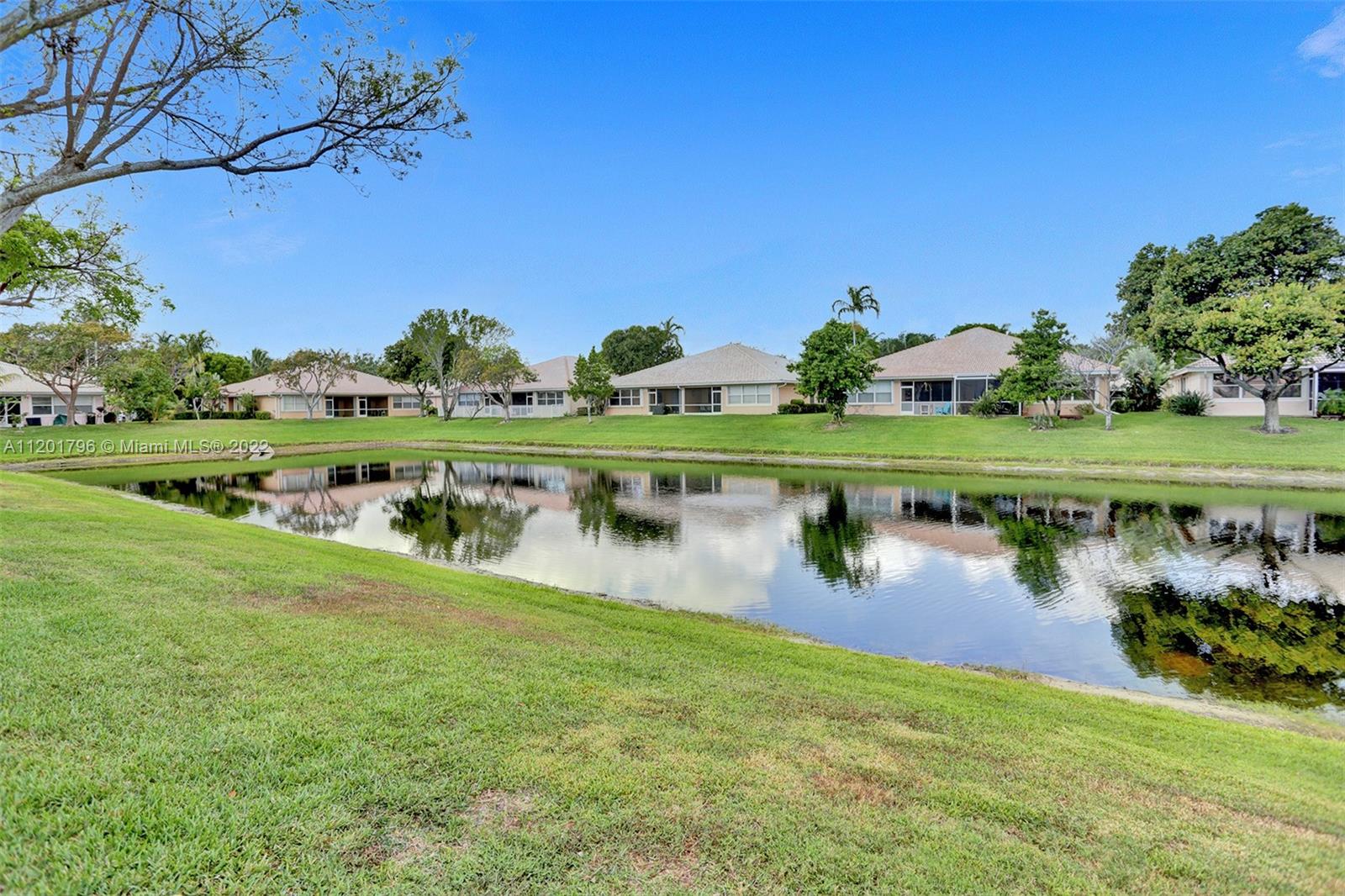 274 Coral Trace Ln Unit: 274