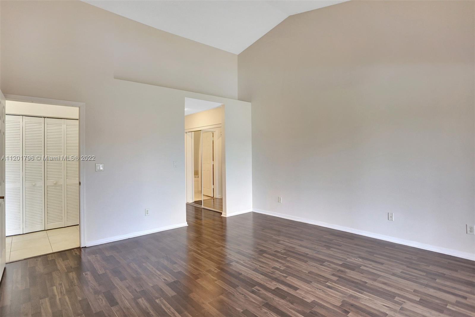 274 Coral Trace Ln Unit: 274