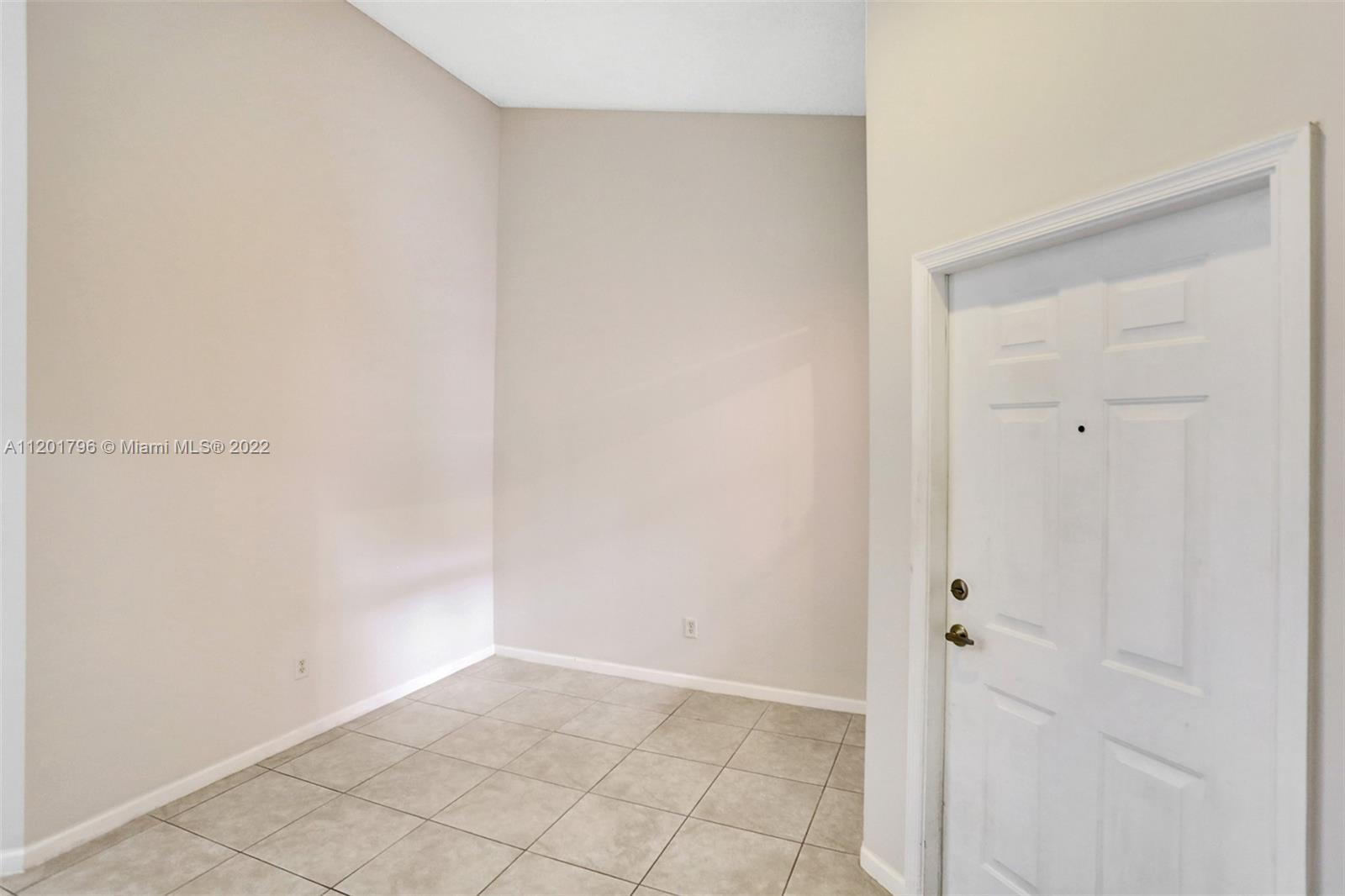 274 Coral Trace Ln Unit: 274