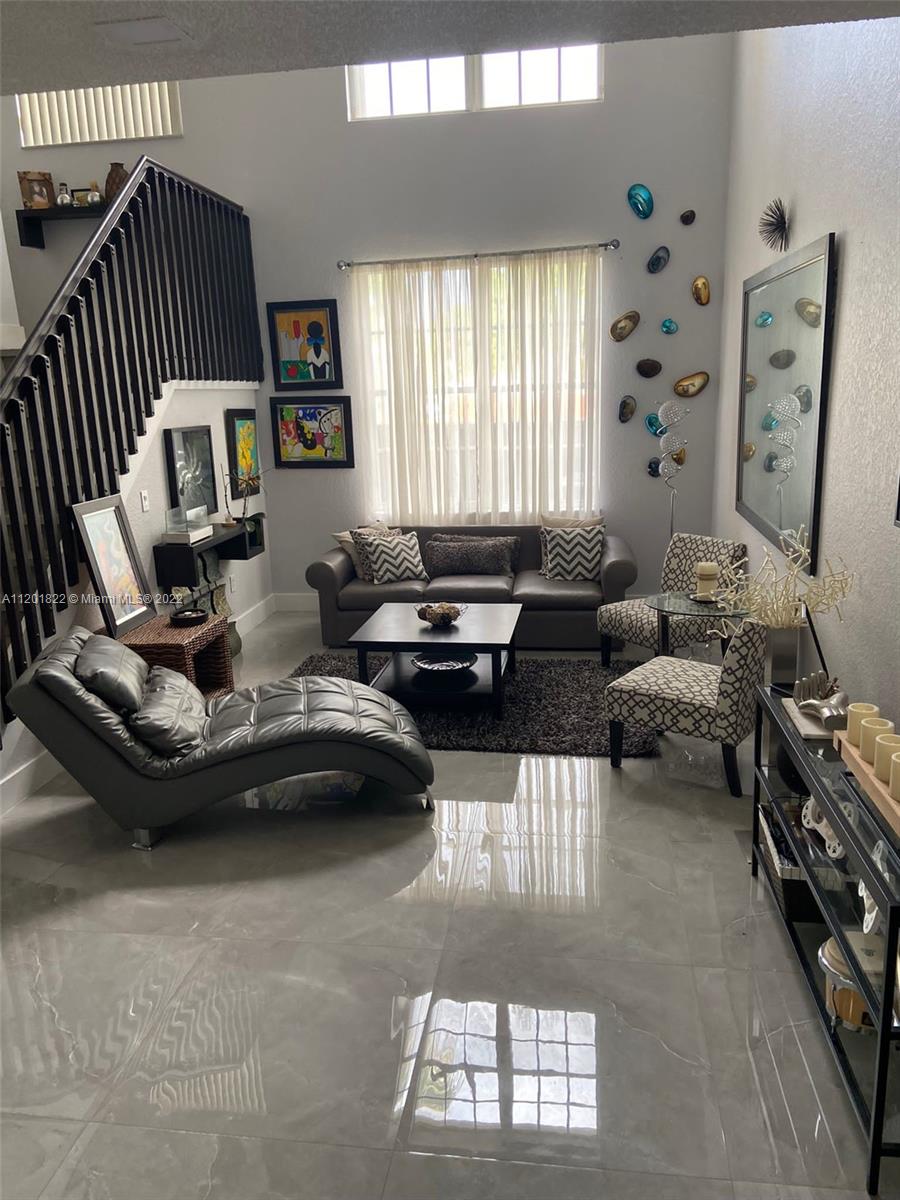 10198 SW 162nd Ct