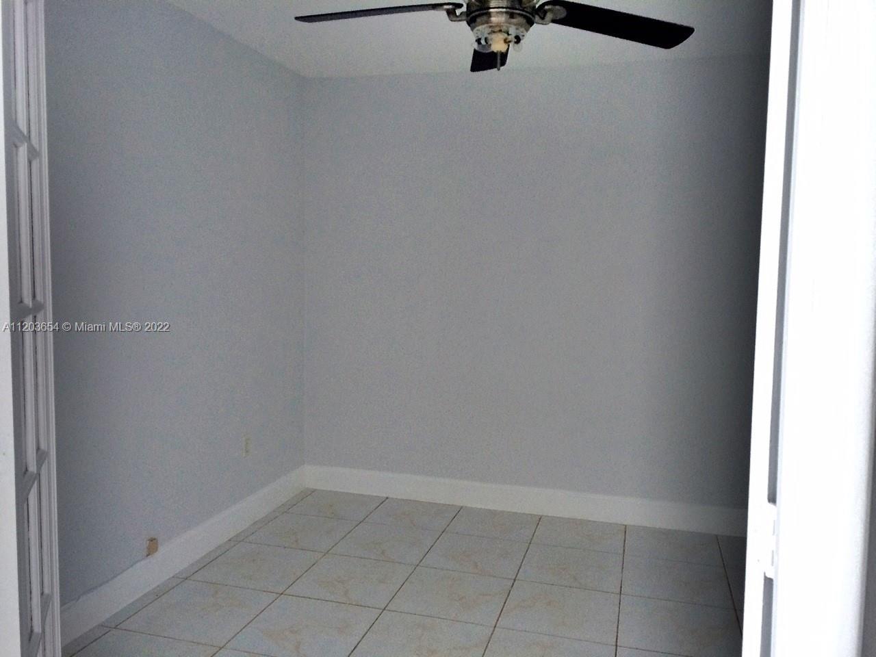 6450 Collins Ave Unit: 1006