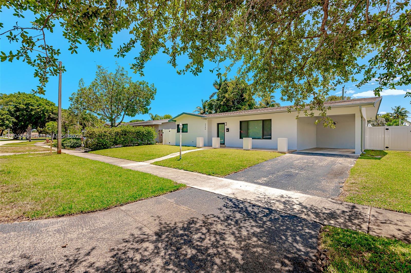 3340 W Park Rd