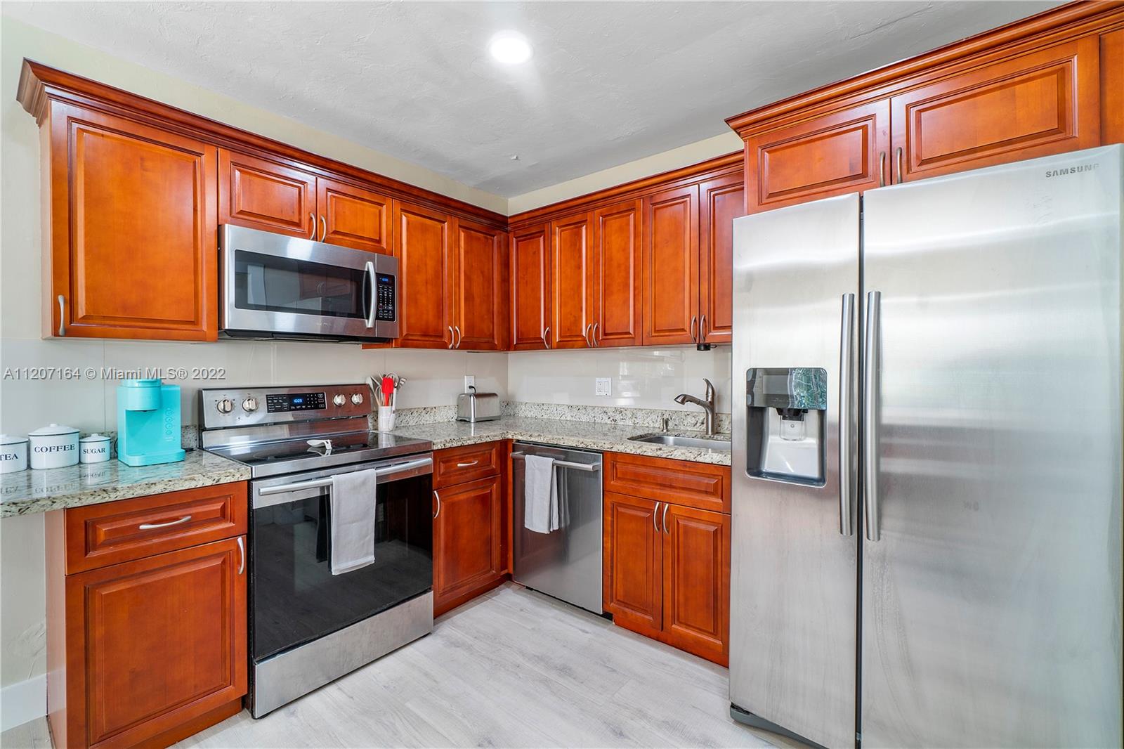 1345 NE 14th Ave