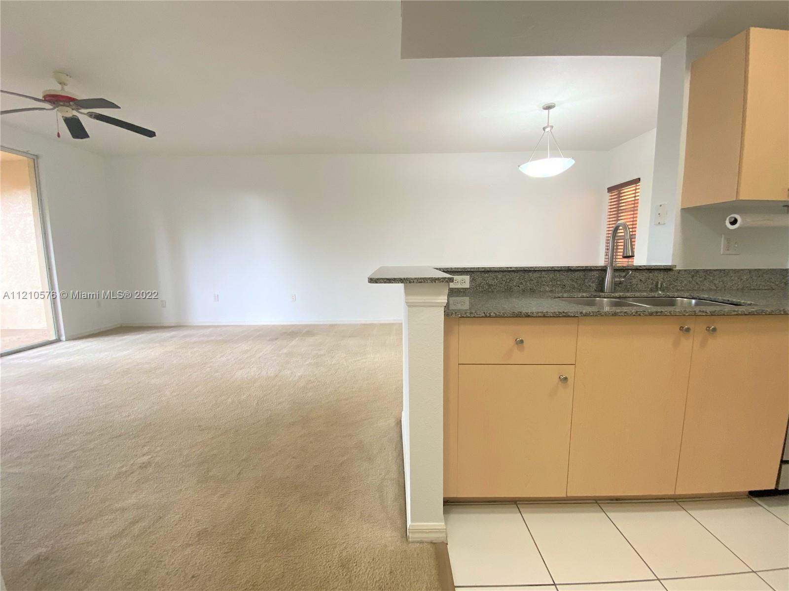 2560 Centergate Dr Unit: 104