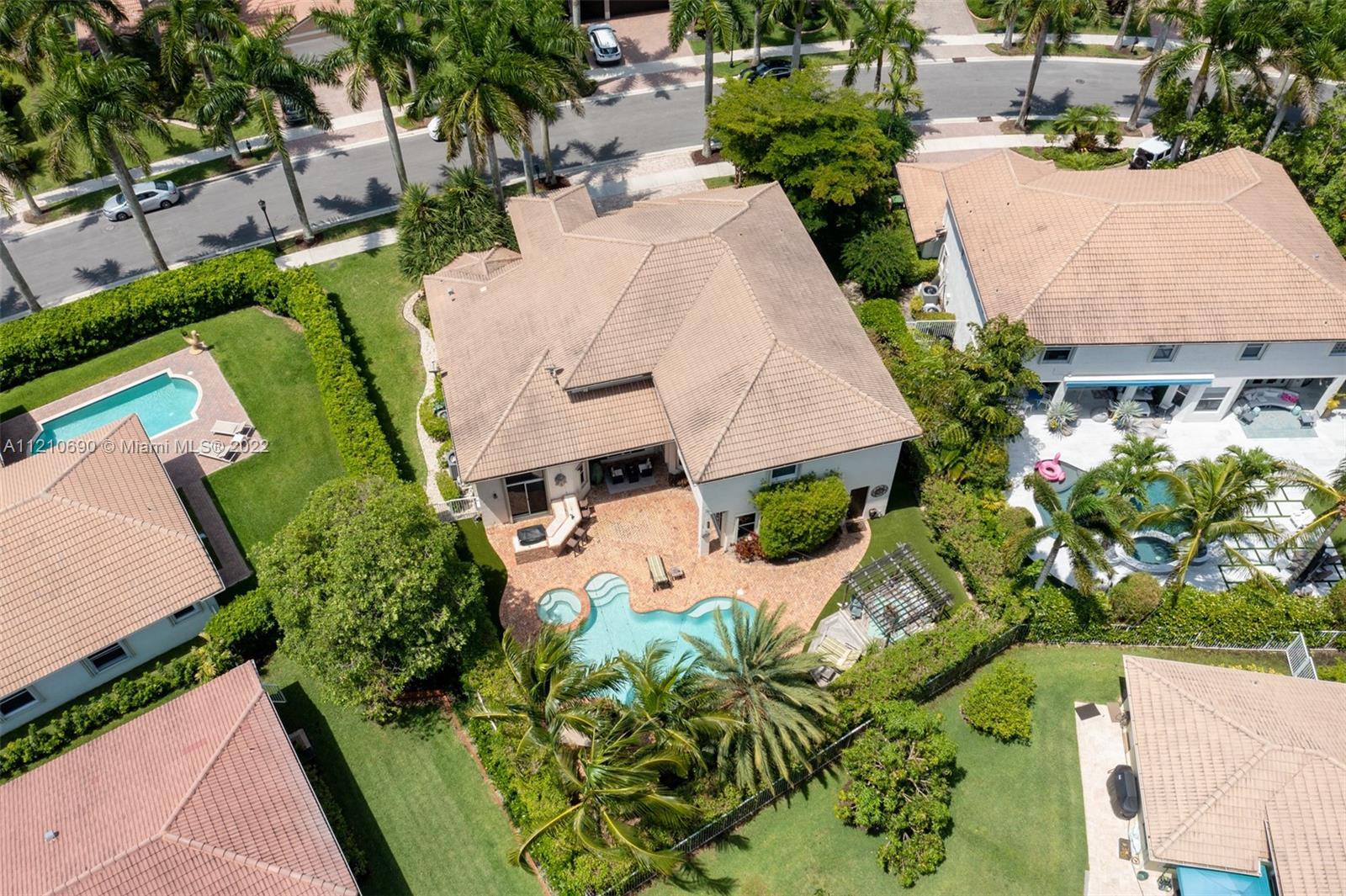 1806 Harbor Pointe Cir