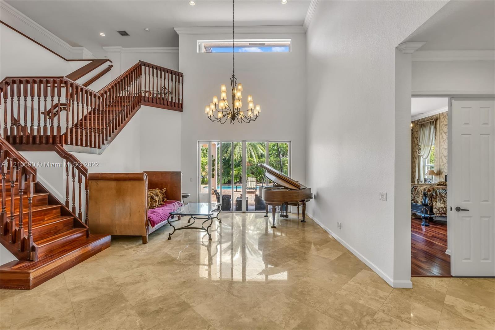 1806 Harbor Pointe Cir