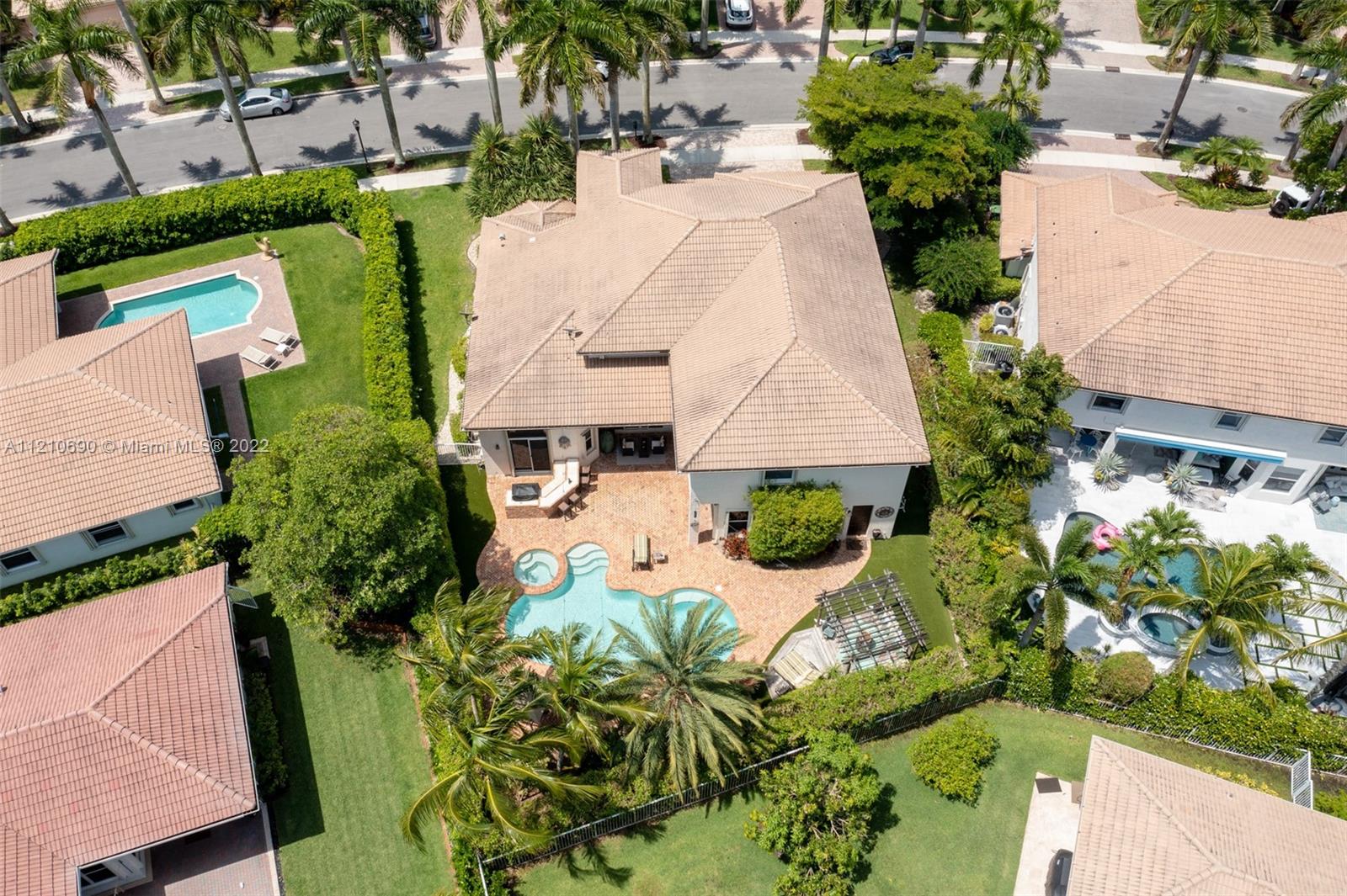 1806 Harbor Pointe Cir