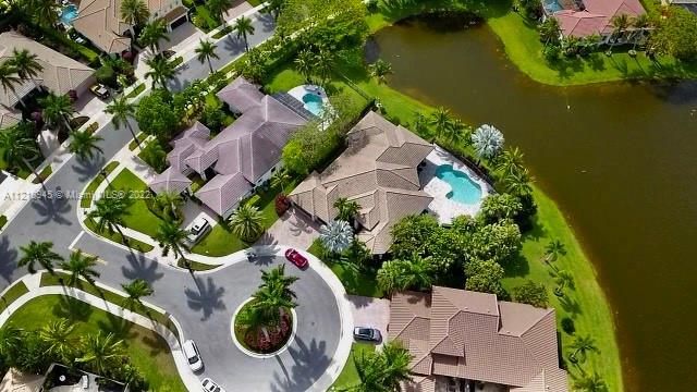 2538 Montclaire Ct