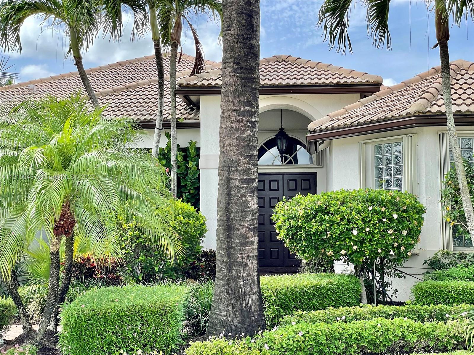 2538 Montclaire Ct