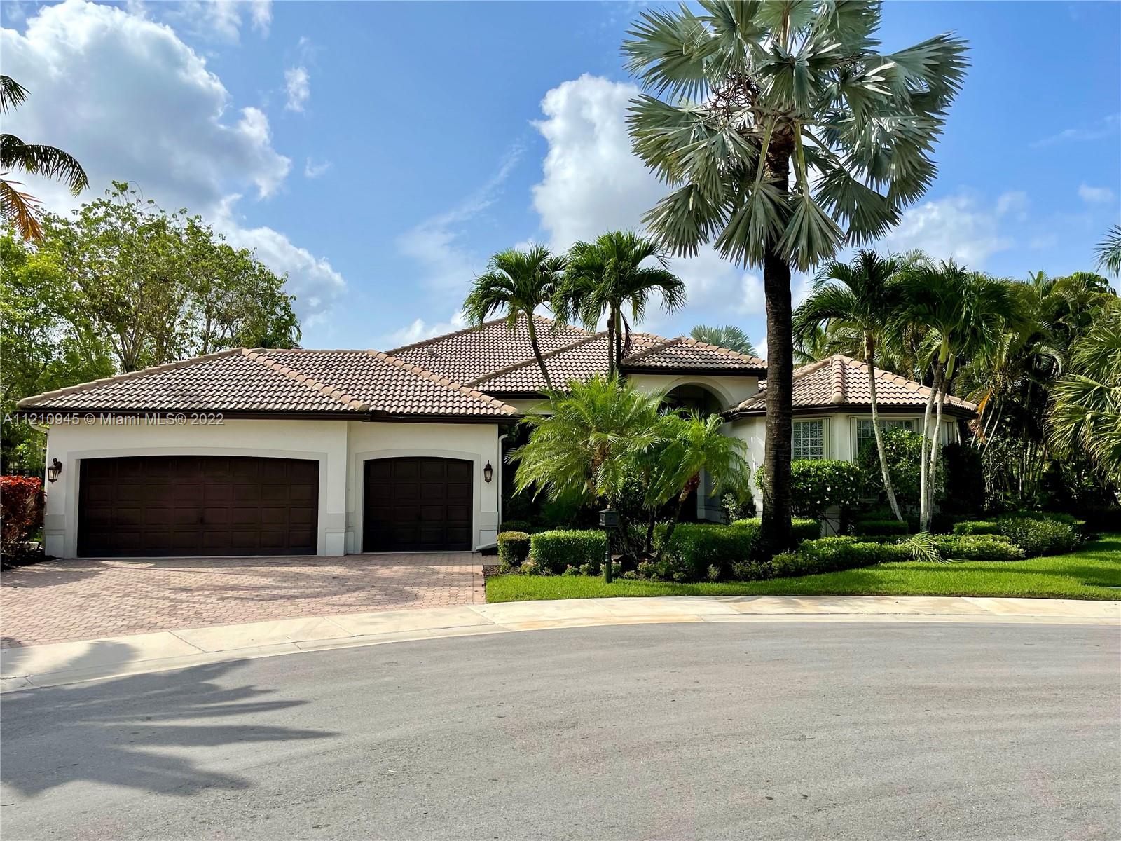 2538 Montclaire Ct