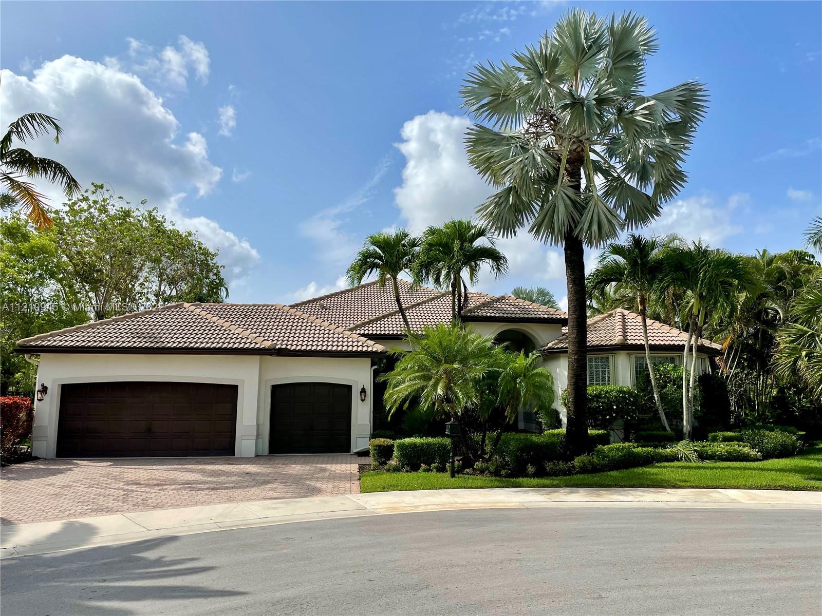 2538 Montclaire Ct