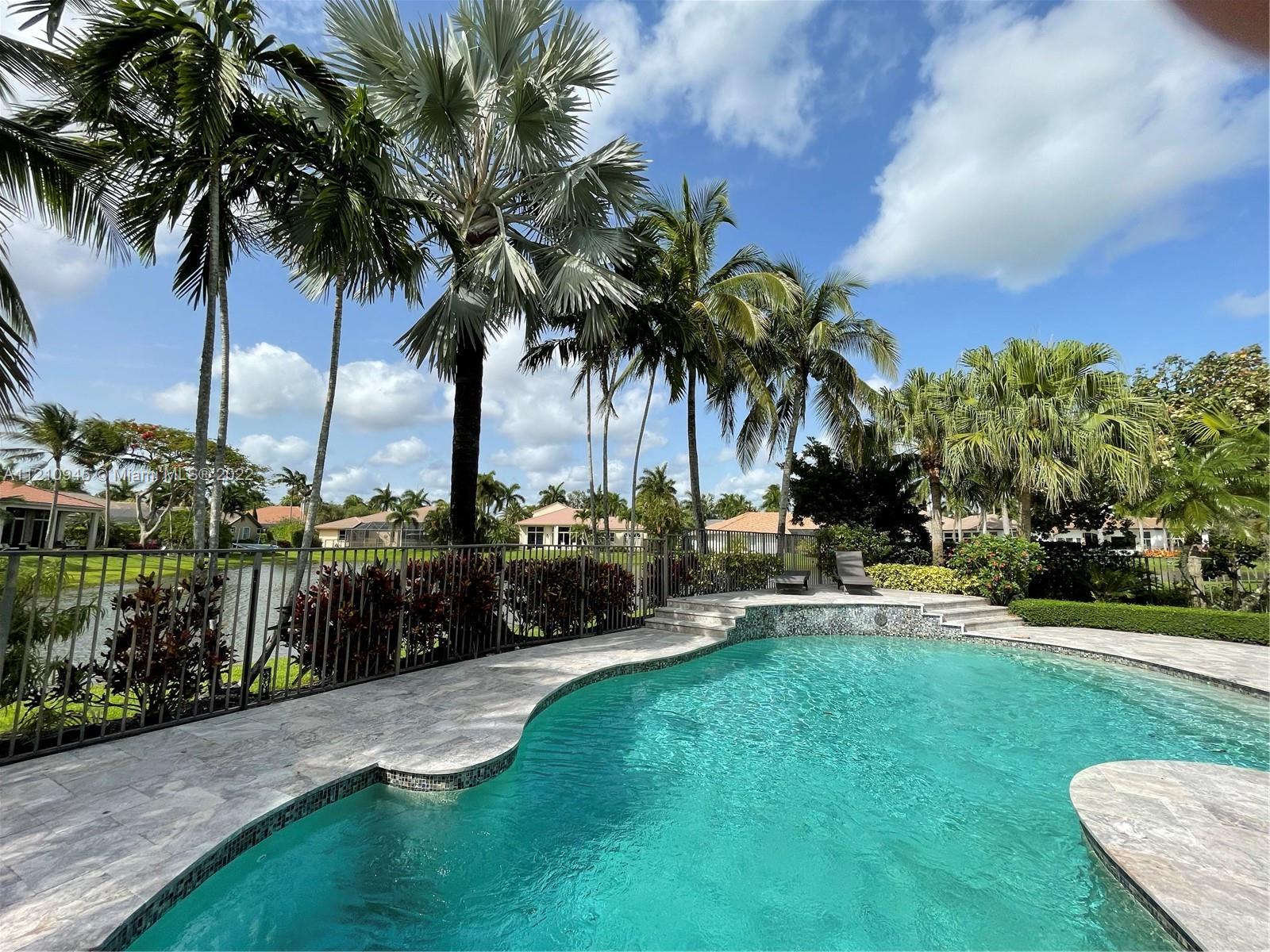 2538 Montclaire Ct