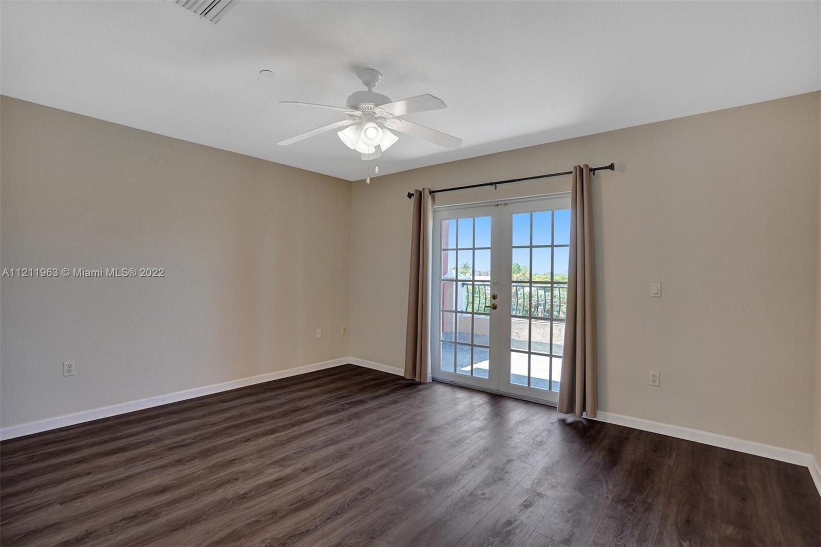1033 NE 17th Way Unit: 805