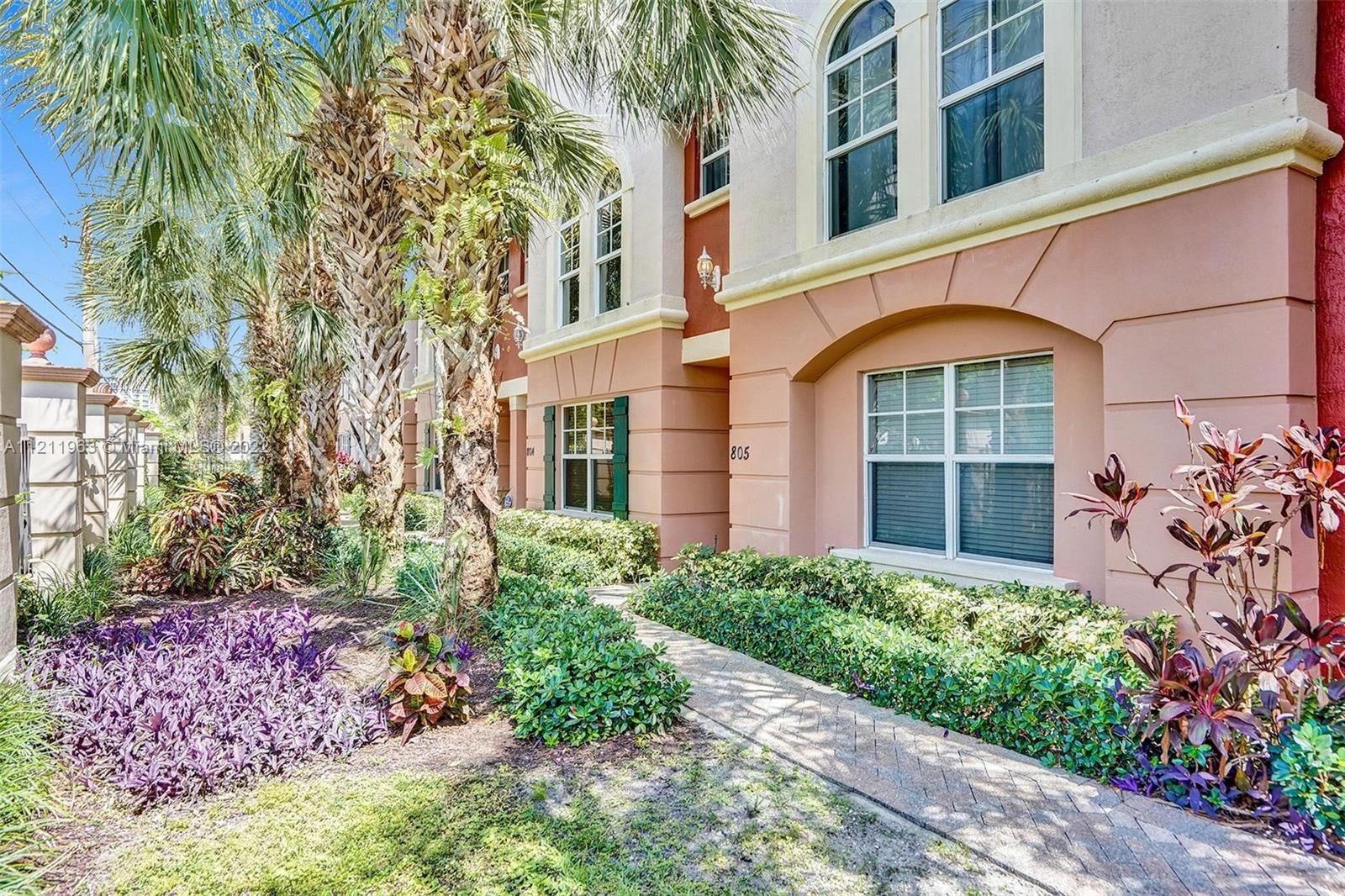 1033 NE 17th Way Unit: 805