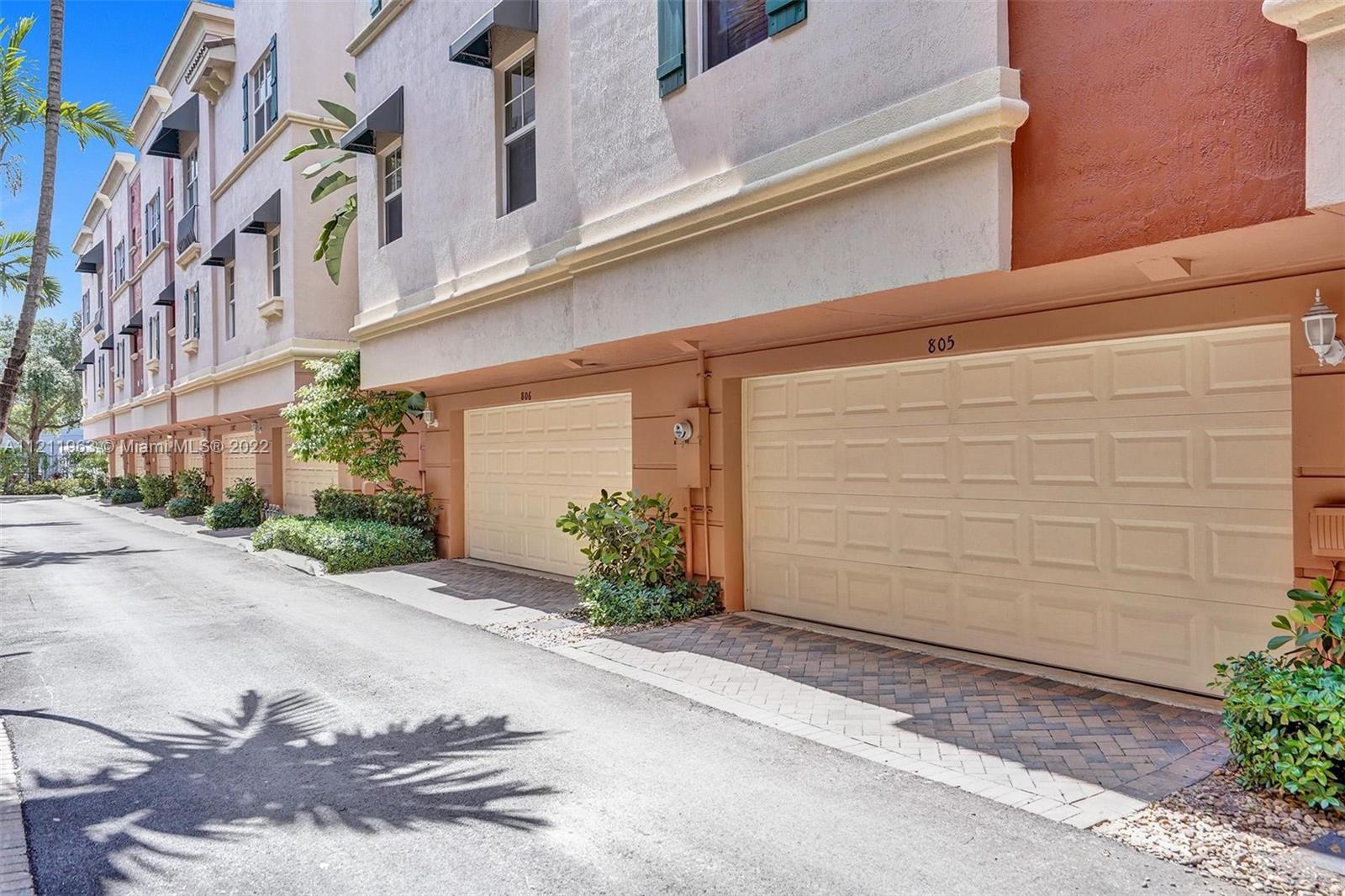 1033 NE 17th Way Unit: 805