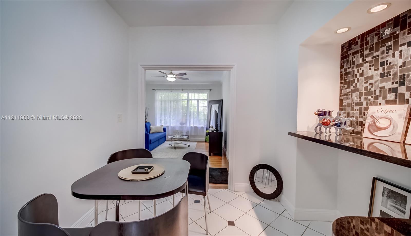 825 Jefferson Ave Unit: 2