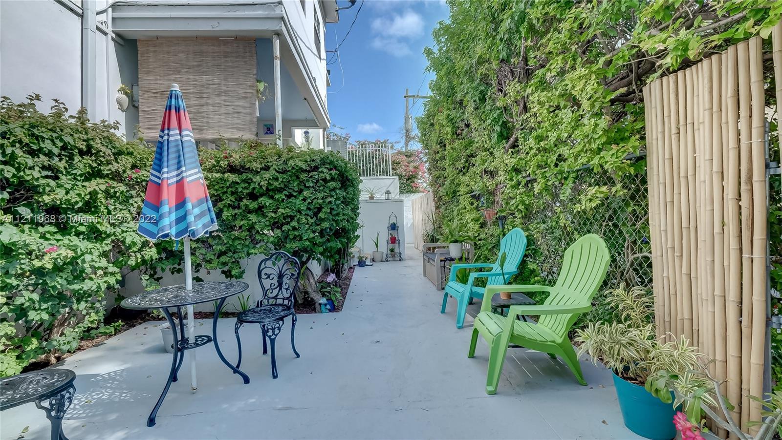 825 Jefferson Ave Unit: 2