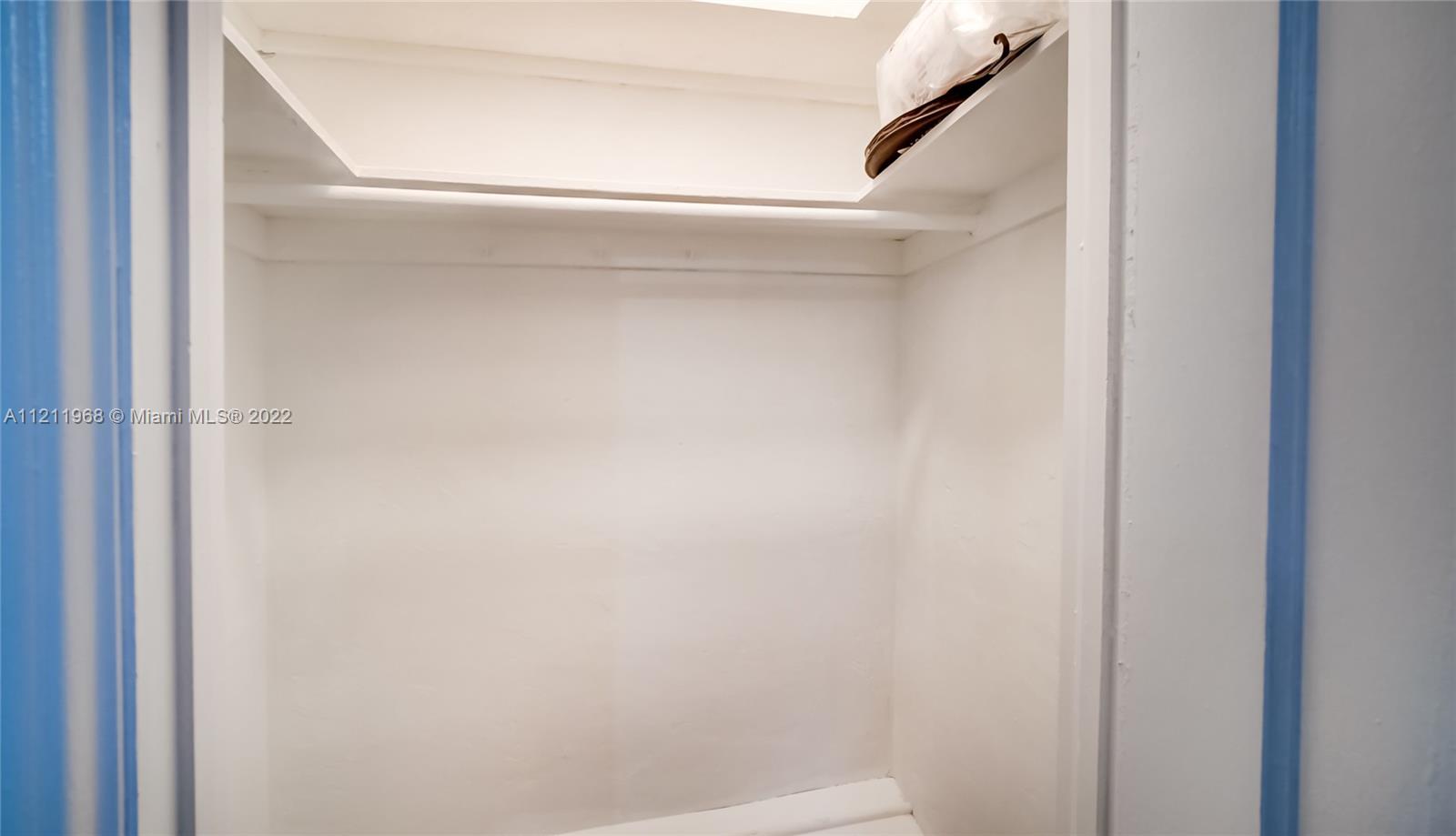 825 Jefferson Ave Unit: 2