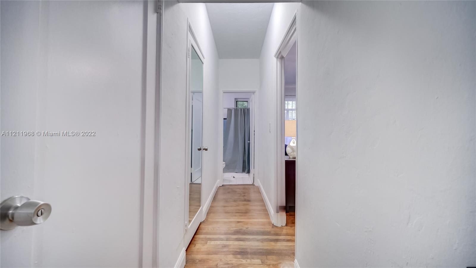 825 Jefferson Ave Unit: 2