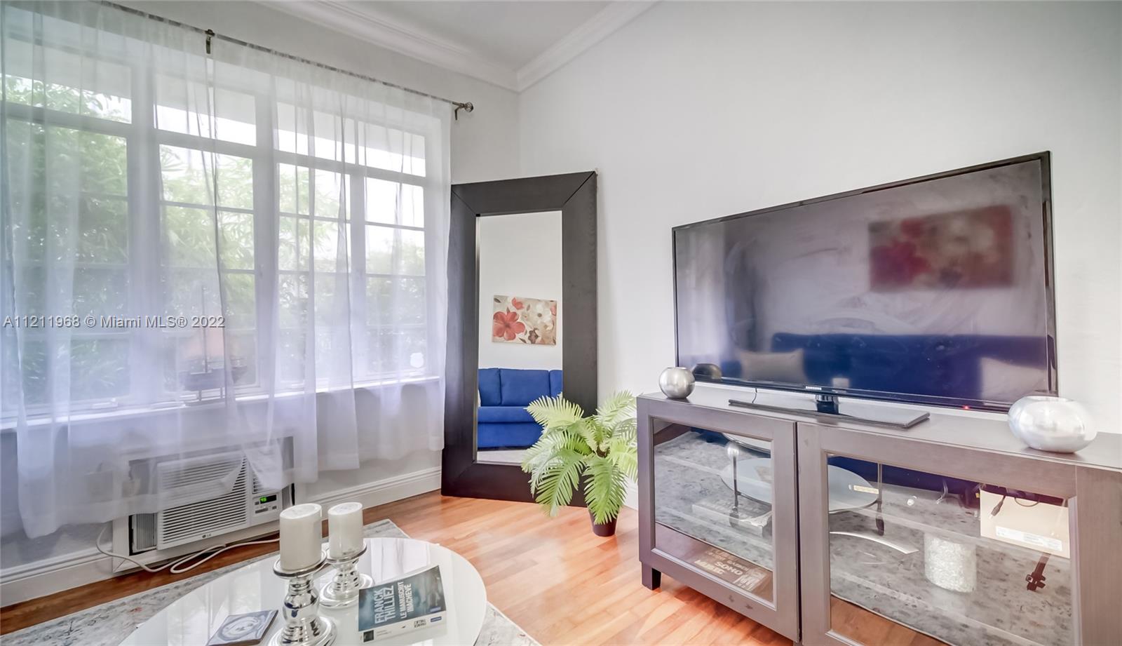 825 Jefferson Ave Unit: 2