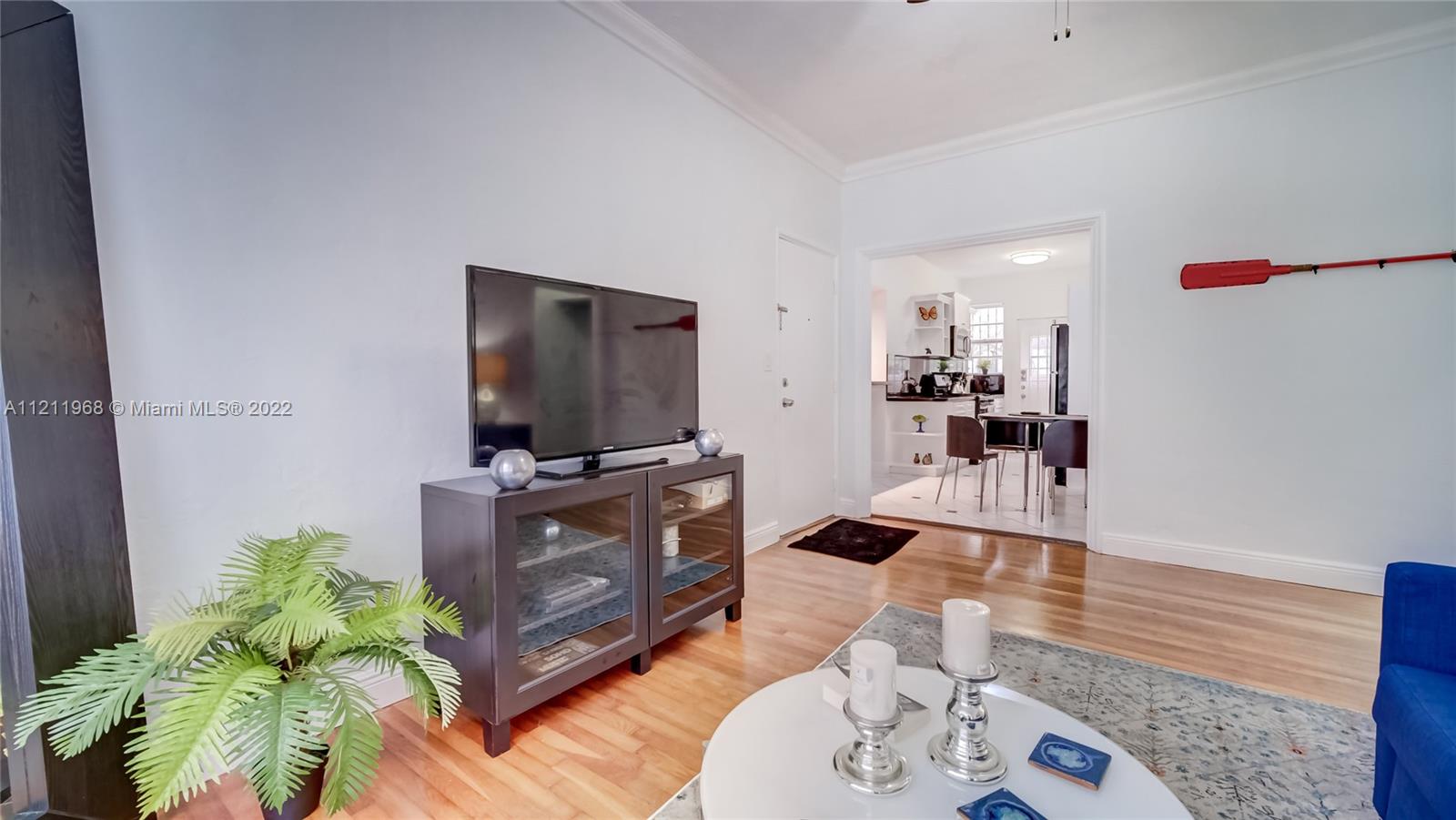 825 Jefferson Ave Unit: 2